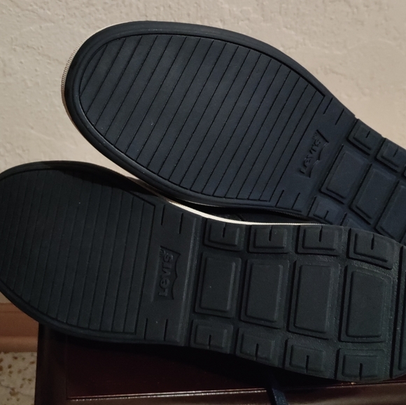 NWOT Levis Mens shoes Lace Up Low Tops size 13 - Picture 7 of 10